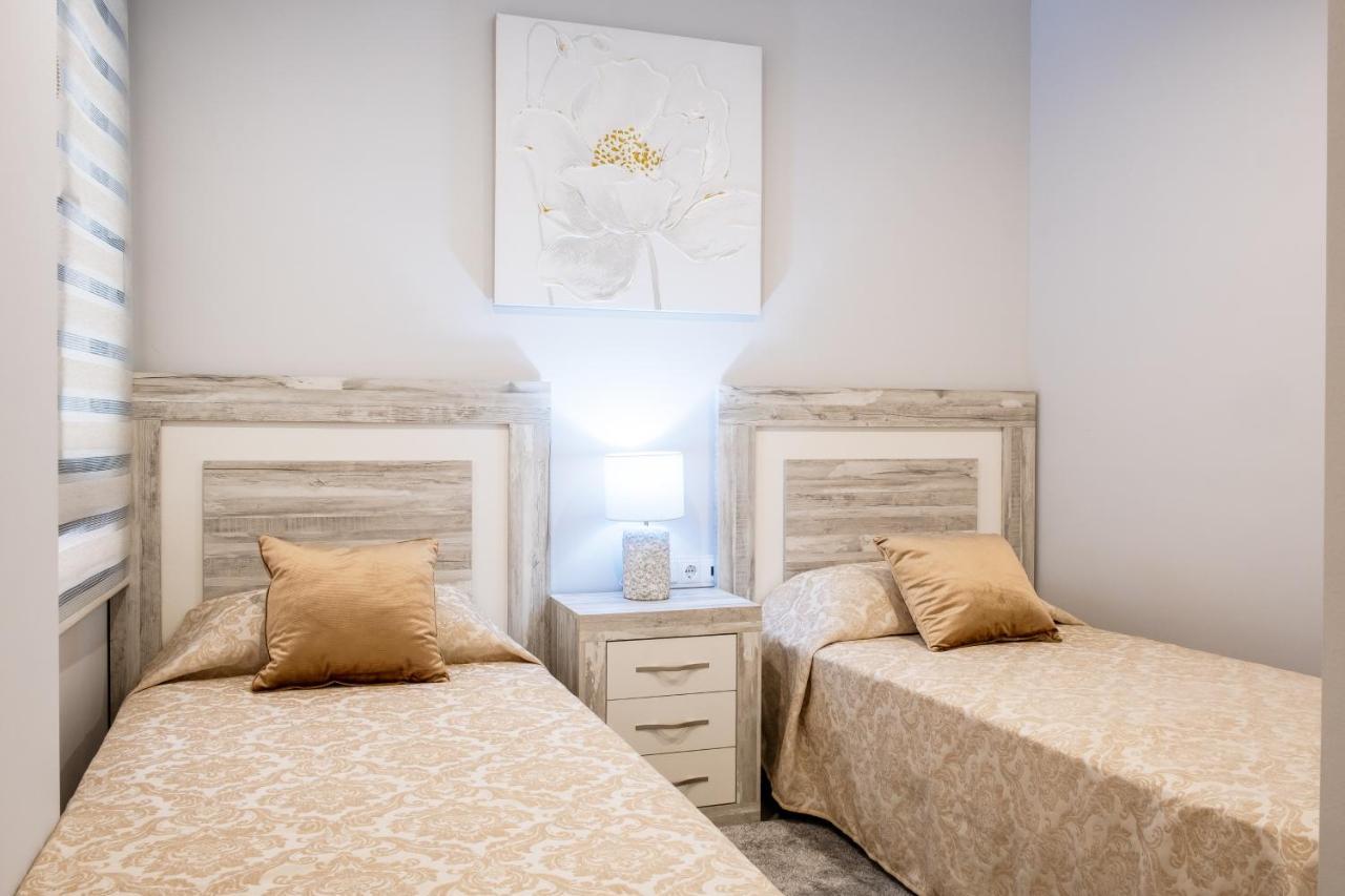 New 2020 Residencial Aqua Beach -Apartment Torrevieja Center 外观 照片